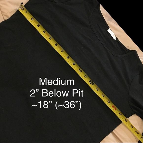 Crochet Lace Sleeve Accent Tunic - Picture 4 of 8